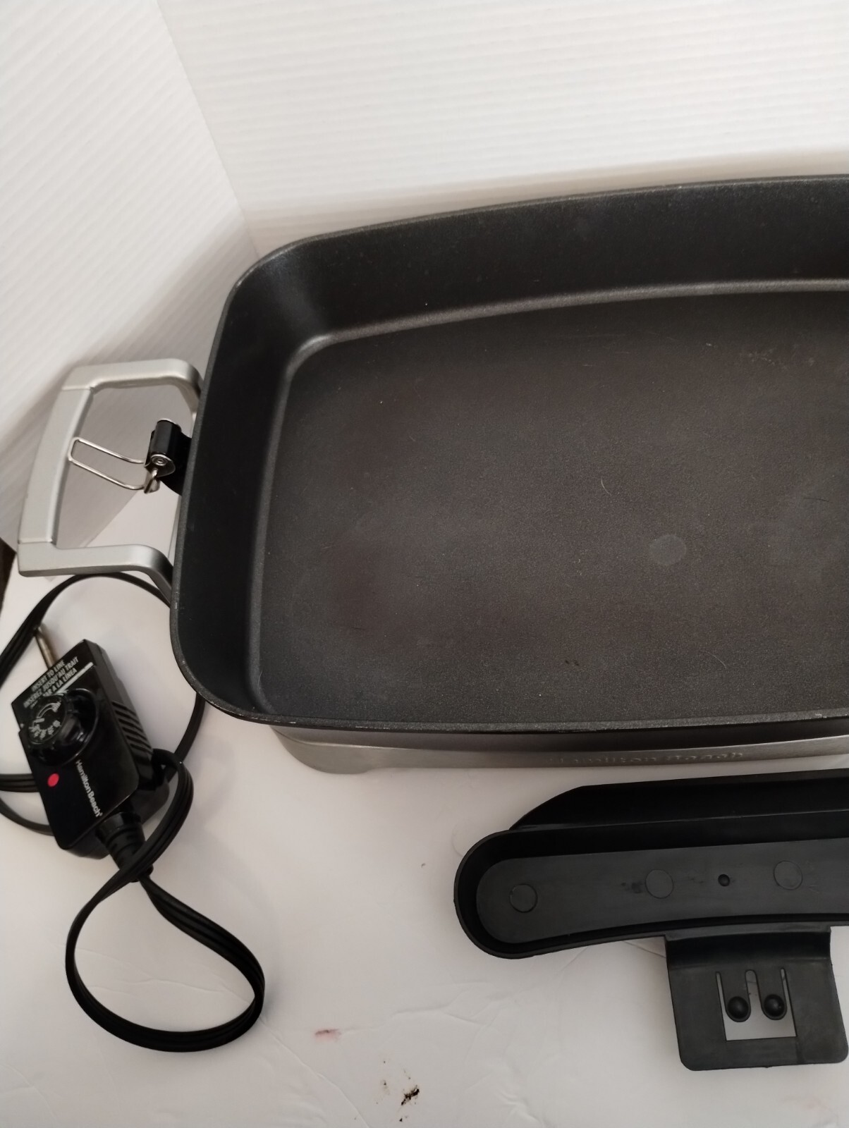 West Bend 15″ X12″Inch 2″X 3/4″ Deep,Non-stick Electric Skillet In Great Cond.