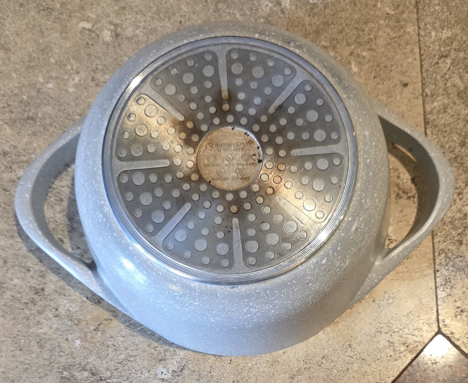 Master Class Ceramic Non Stick Stock Pot Brazier Dutch Oven Casserole & Lid