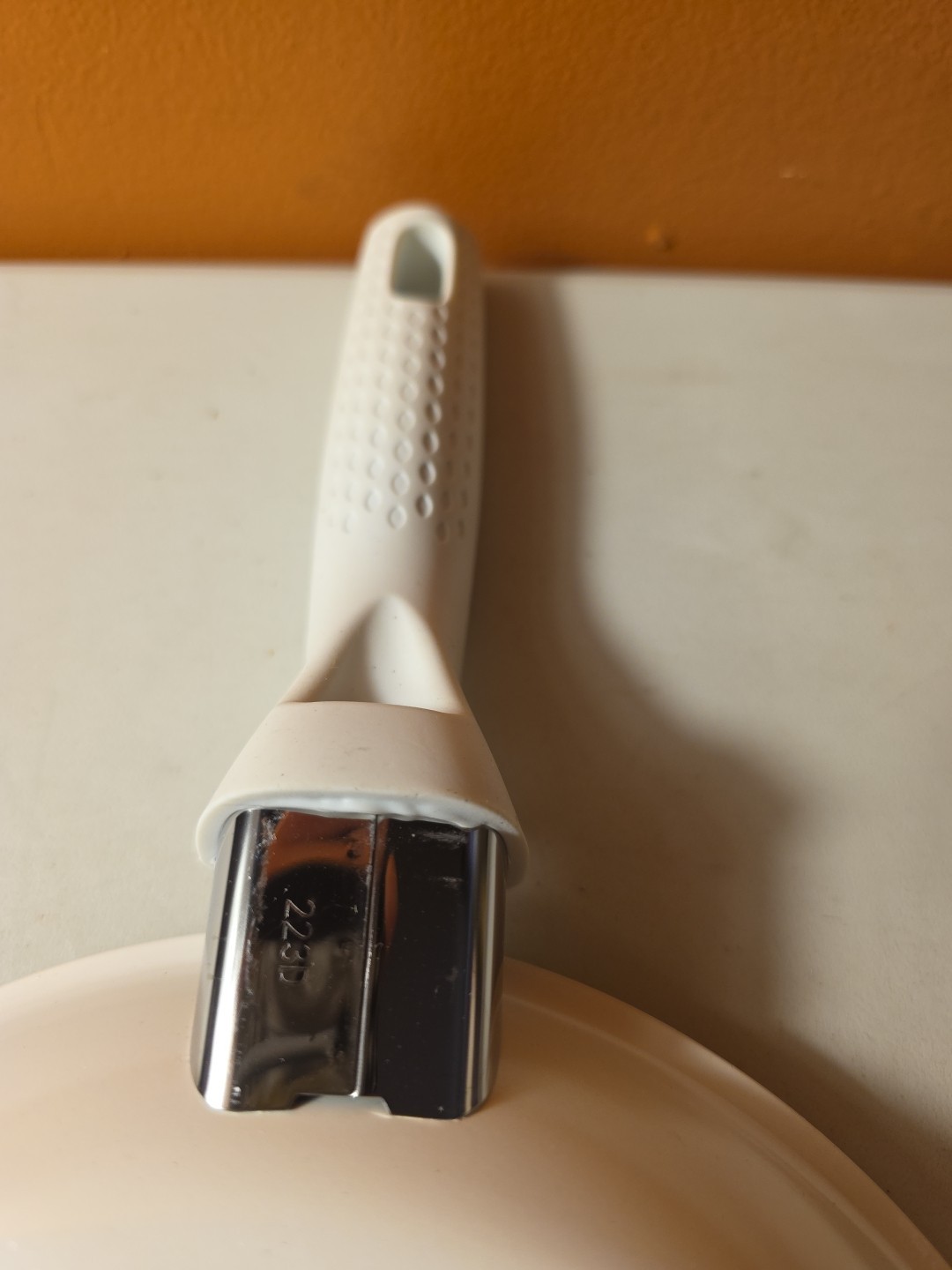 Ecolution 223d Fry Pan – Cream/gray, 8.5 “, Rubber Handle, Nonstick, Never Used