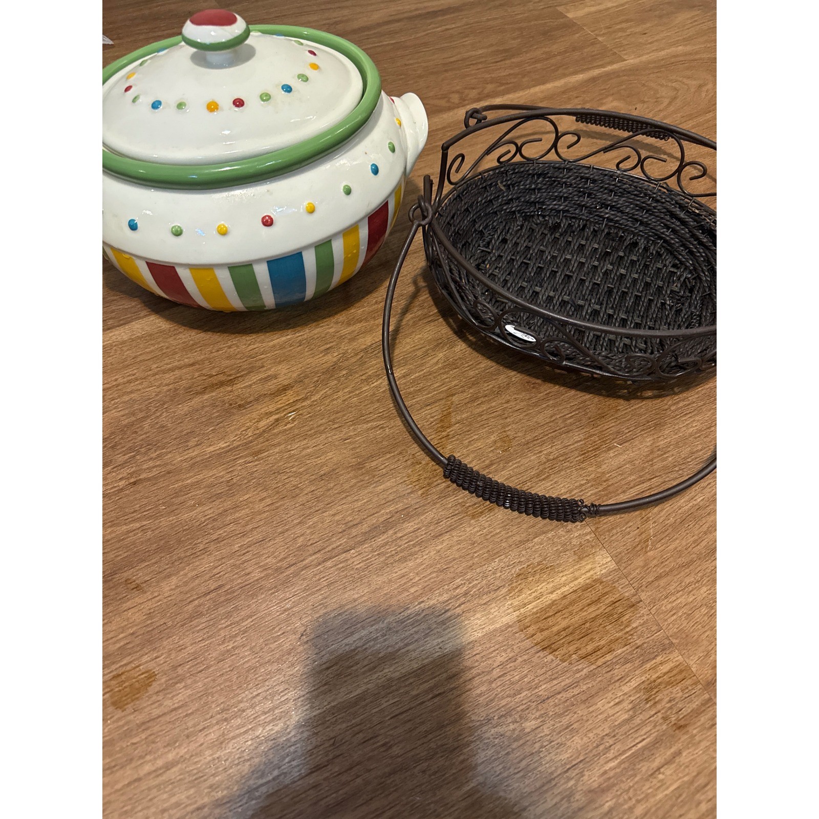 Multicolor Striped Ceramic Bean Pot Tureen with Lid and Metal Wire Basket Carry