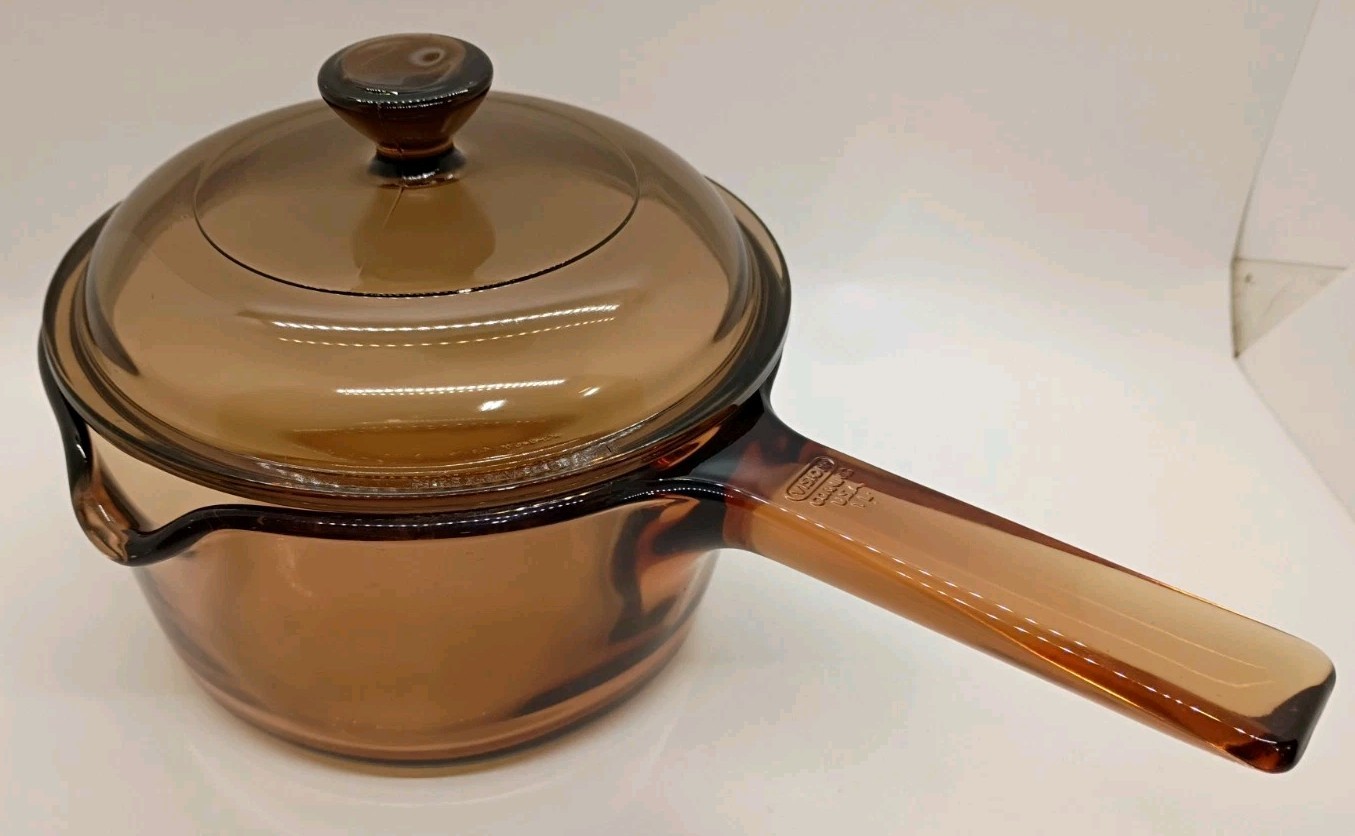 Vintage Vision Corning Ware USA 1L Amber Sauce Pan Pot w/Pour Spout & Pyrex Lid