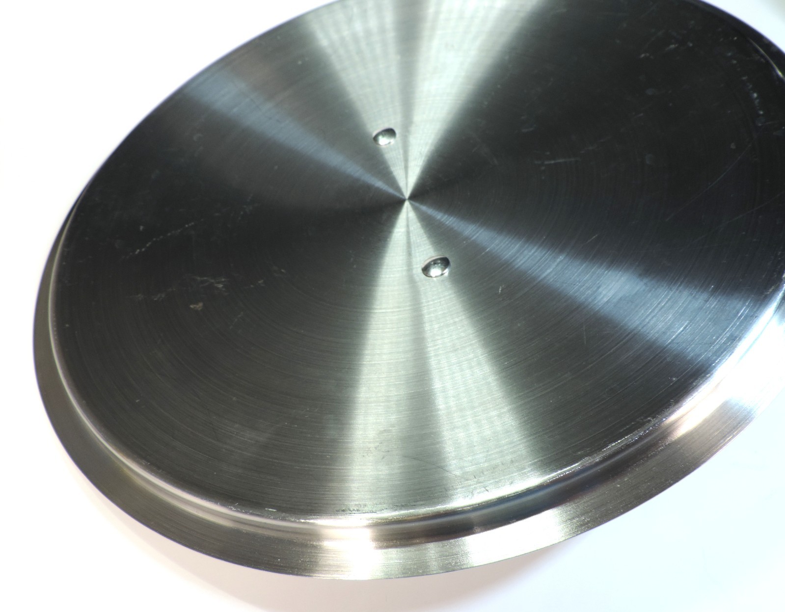 ALL-CLAD POLISHED STAINLESS STEEL PAN LID (13.75 OD, 12.75″ID) squared edge