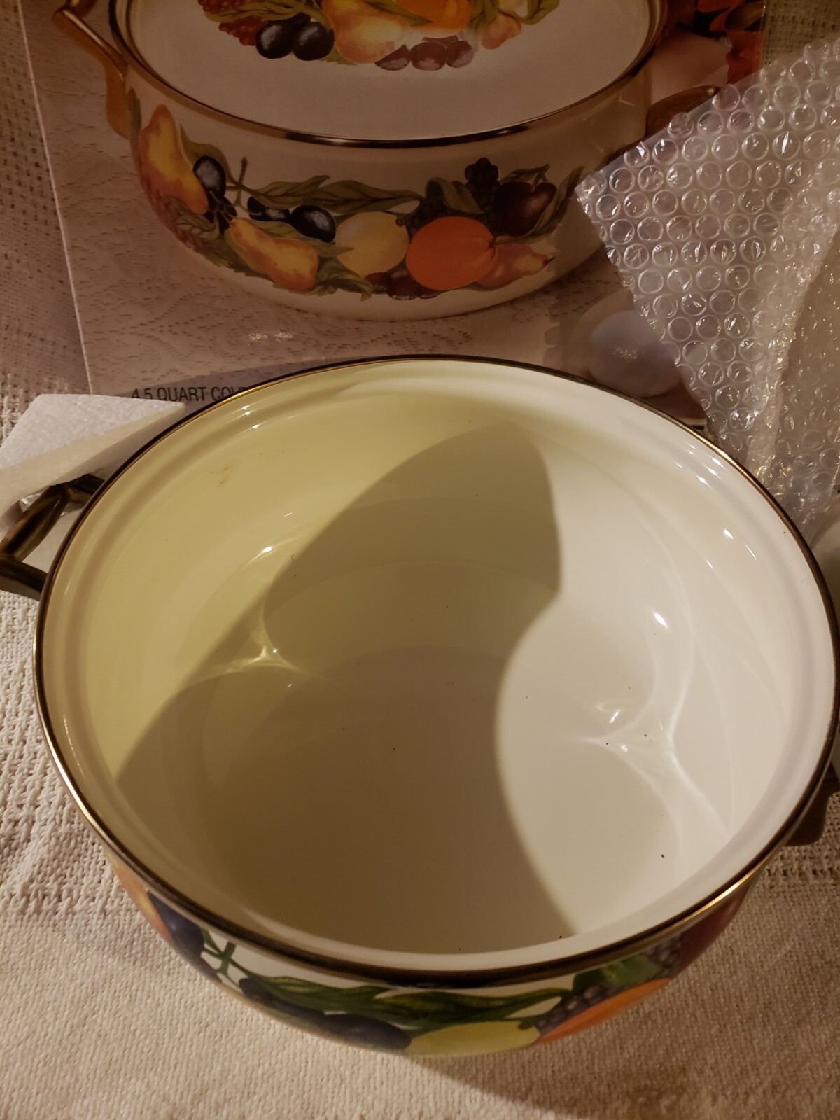 Vintage Regency Club 3 Quart Dutch Oven Pot Pan Enamel Brass Handles