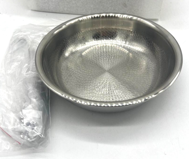 OKURA Premium Titanium Cookware-Hand Hammered 8″x2″ pan NEW w/handles