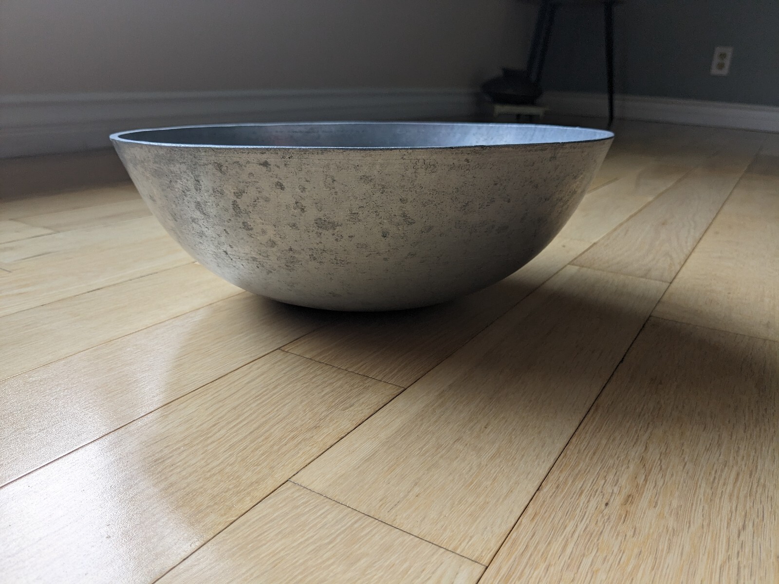Contemporary Hard Anodized Solid Heavy Guage Aluminum Wok 6 Qt. 2.4 lb. 13x5x.5″
