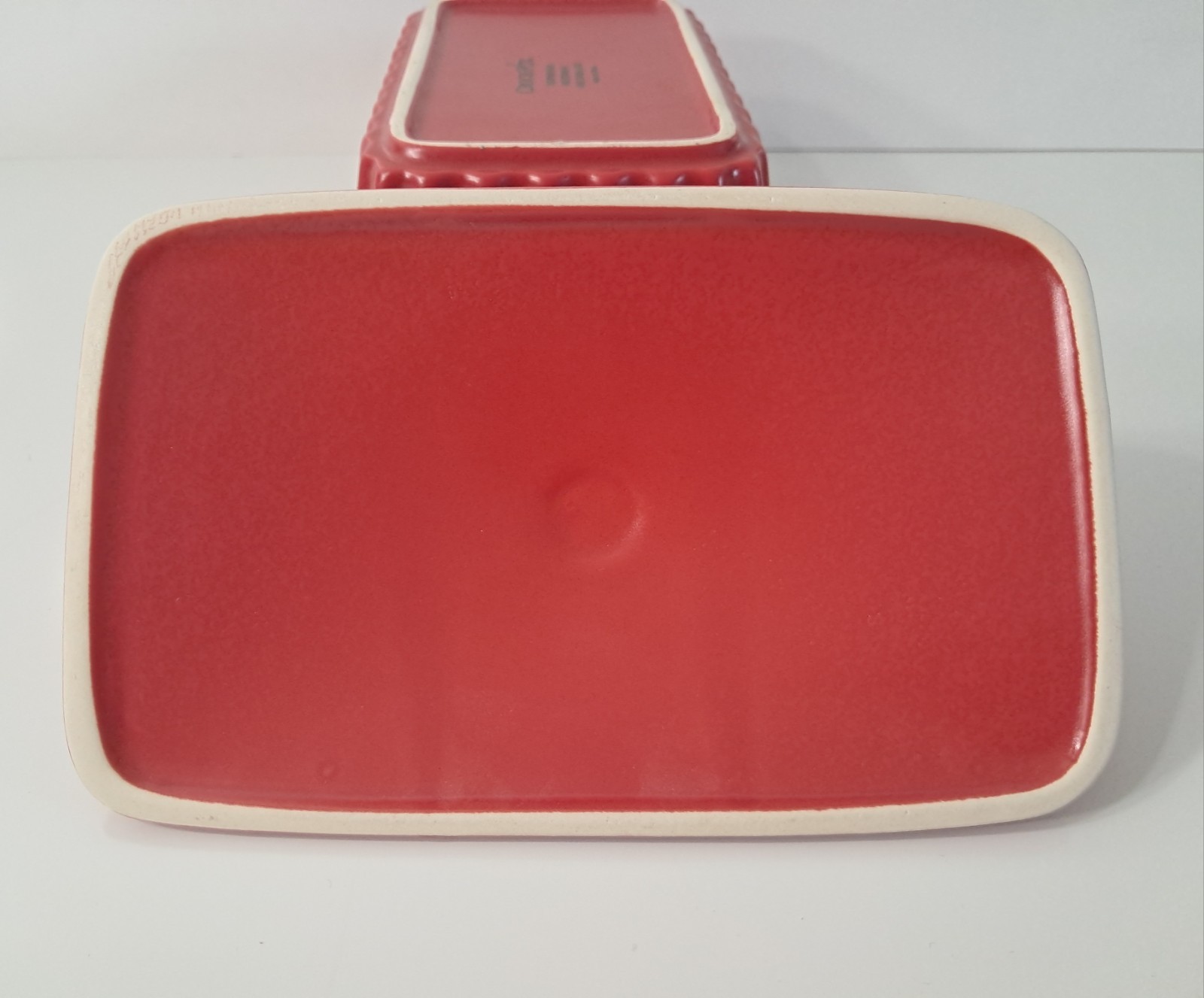 Crock-Pot Denhoff 8.5-inch Rectangular Stoneware Casserole Dish Red Matching Lid