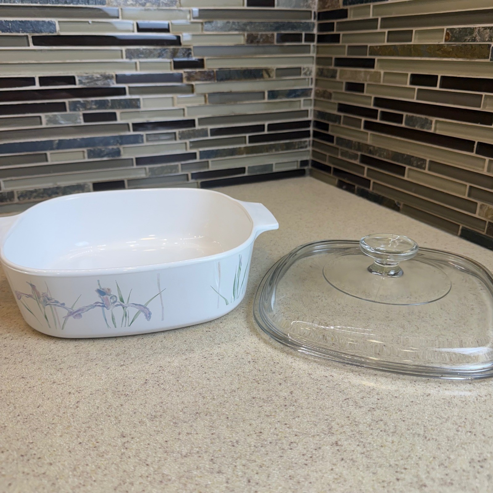VTG Corning Ware Shadow Iris Casserole Dish 5pc Set w/ 2 Lids 1L, 1.5L, 2L