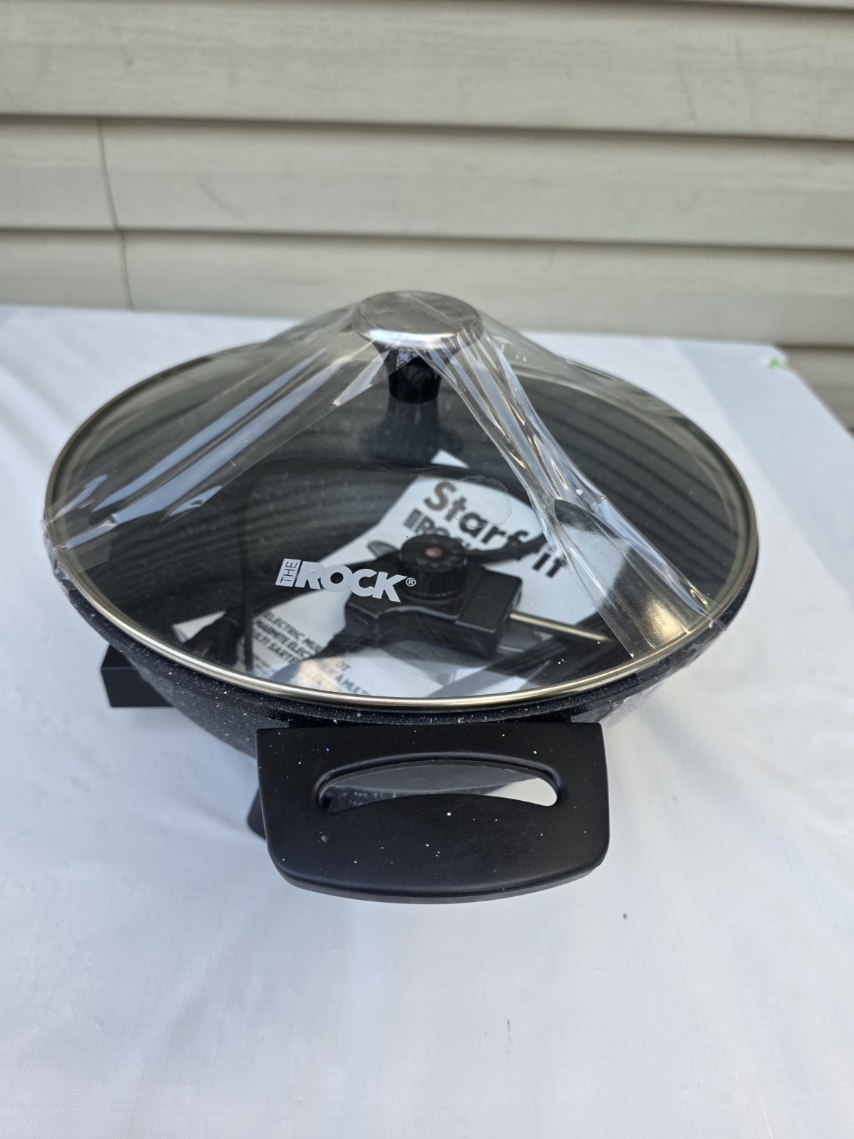 StarFrit Heritage The Rock Electric Multi-Use Pot 023404-002-0000
