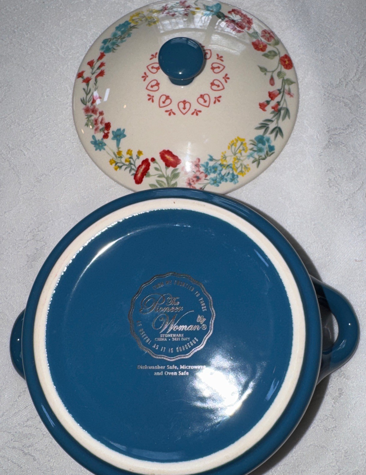 Pioneer Woman Fancy Flourish Mini Cocotte with Lid 16 oz 4.5” In Diameter Blue