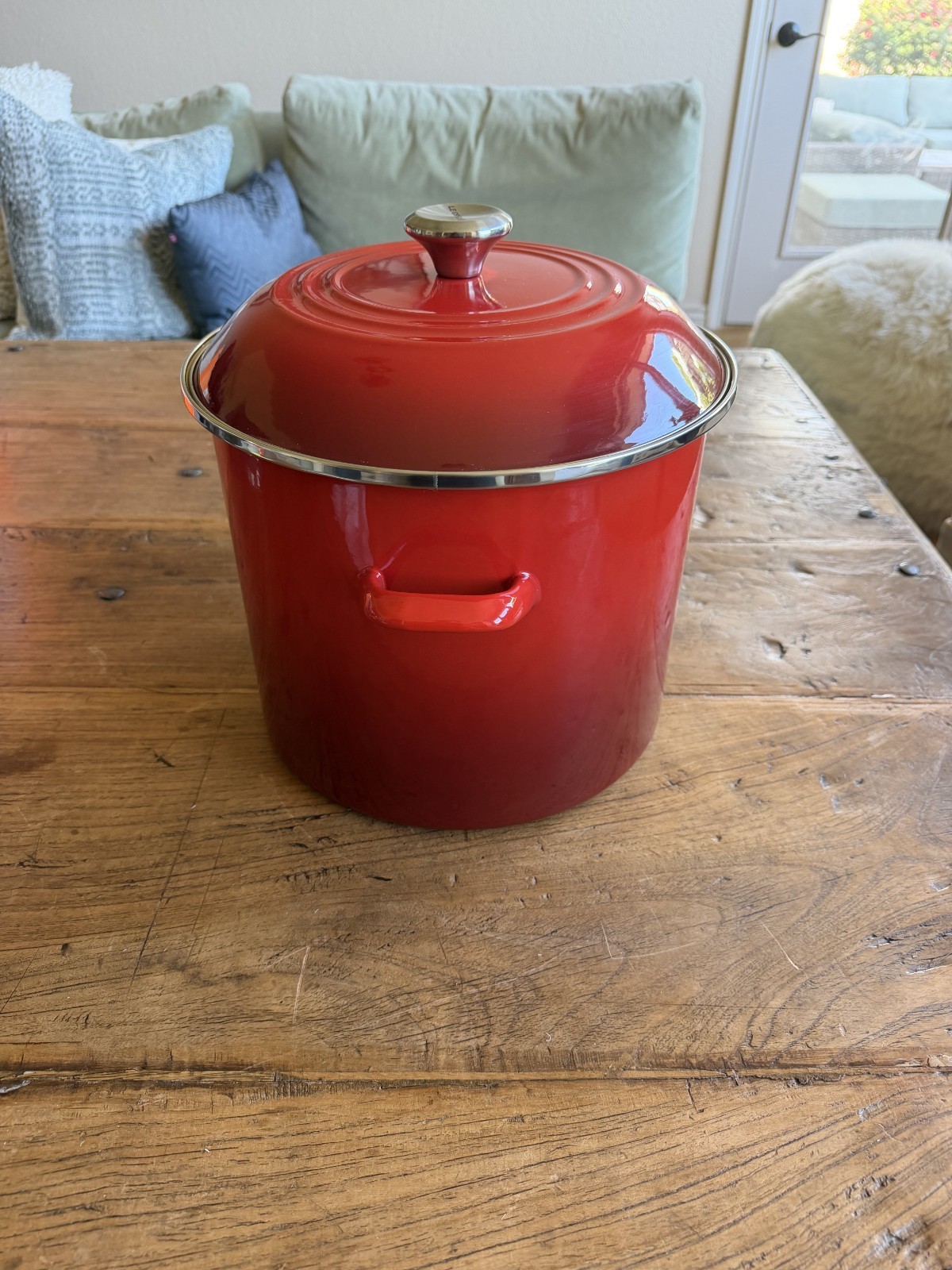 Le Creuset Enamel On Steel 16. qt 28 cm Stockpot Cerise Cherry Red NEW NIB
