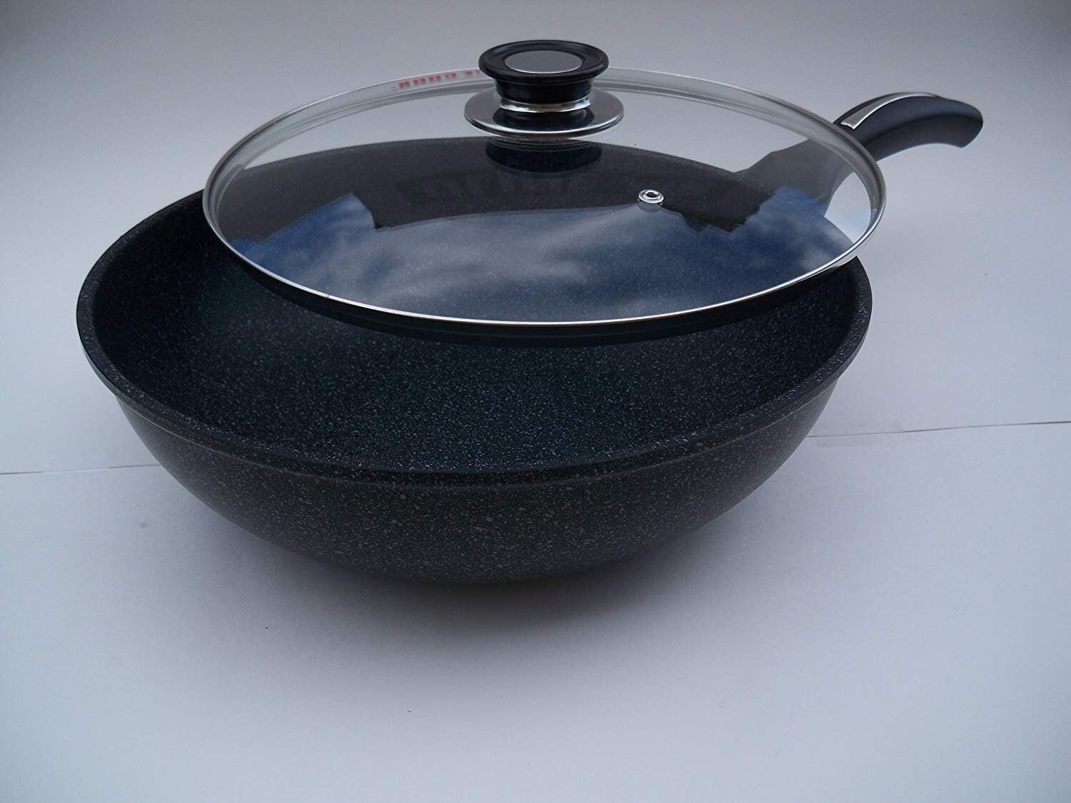 Ceramic Marble Coated Cast Aluminum Non Stick Wok With Glass Lid 28 CM