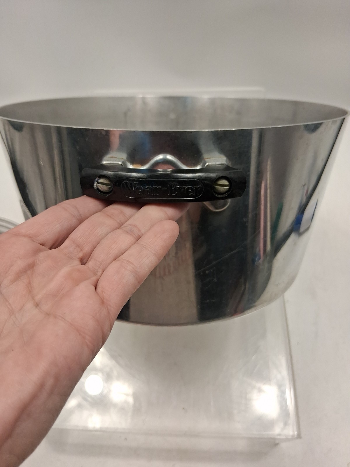Vintage Wear-Ever Large 8 Quart Aluminum Stock Pot Dutch Oven #728 1/2 W/Lid