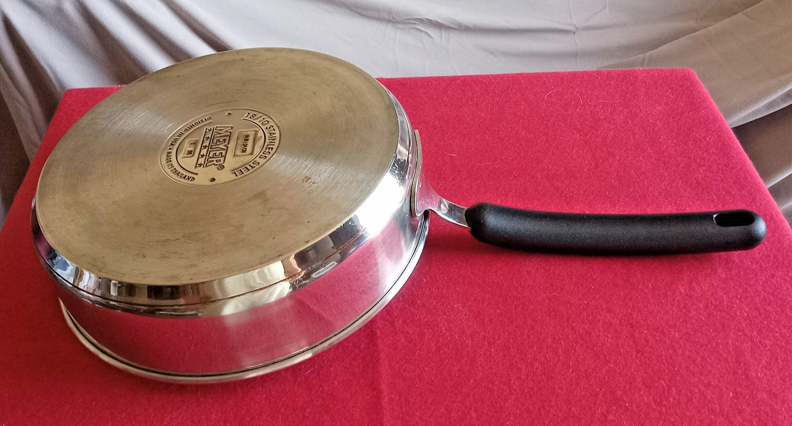 MEYER 10 IN 18/10 STAINLESS STEEL T 98 SKILLET U.S.A./THAILAND E.U.C. FRY PAN