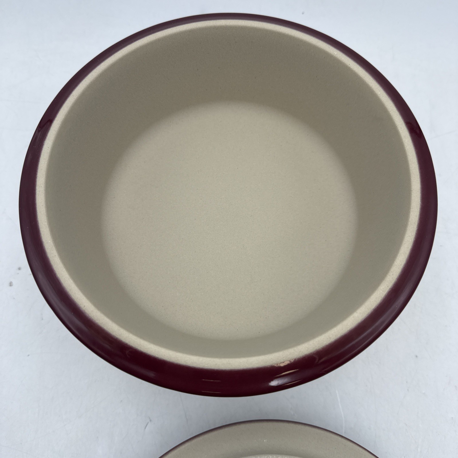 Pampered Chef Stoneware Covered Baker Cranberry 6C 1.5L USA Brand NEW Retired