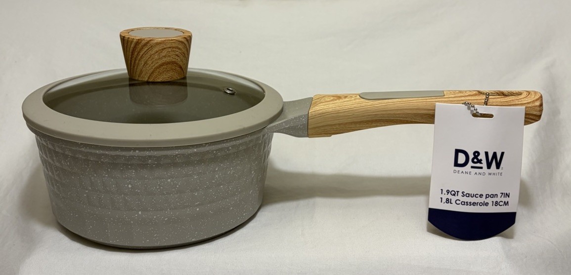 D&W Deane & White 1.9qt Sauce Pan 7” Sand/Wooden Handle NWT