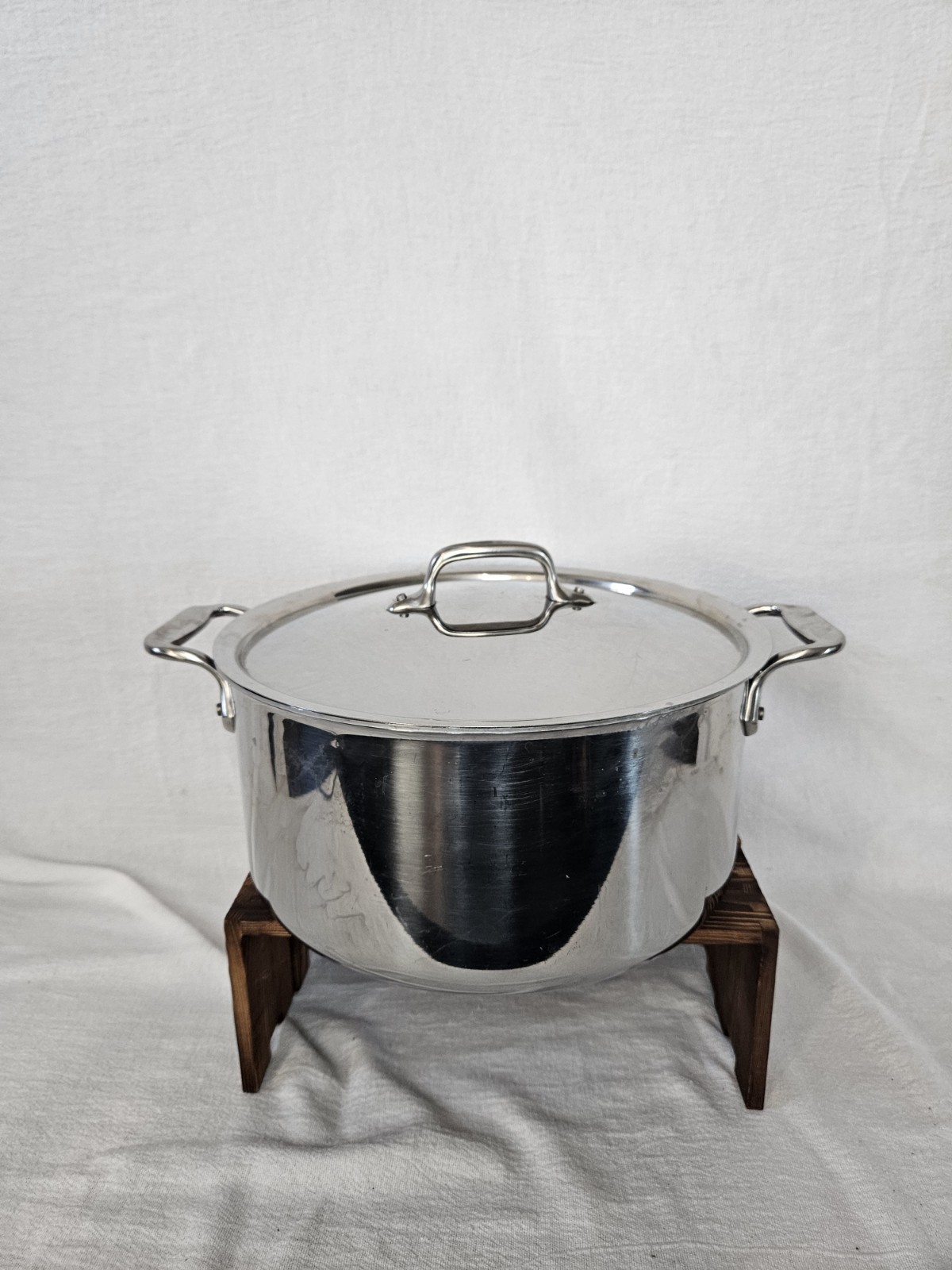 All-Clad Stainless Steel 8 Qt Stockpot w/ Lid, Double Handles, Silver