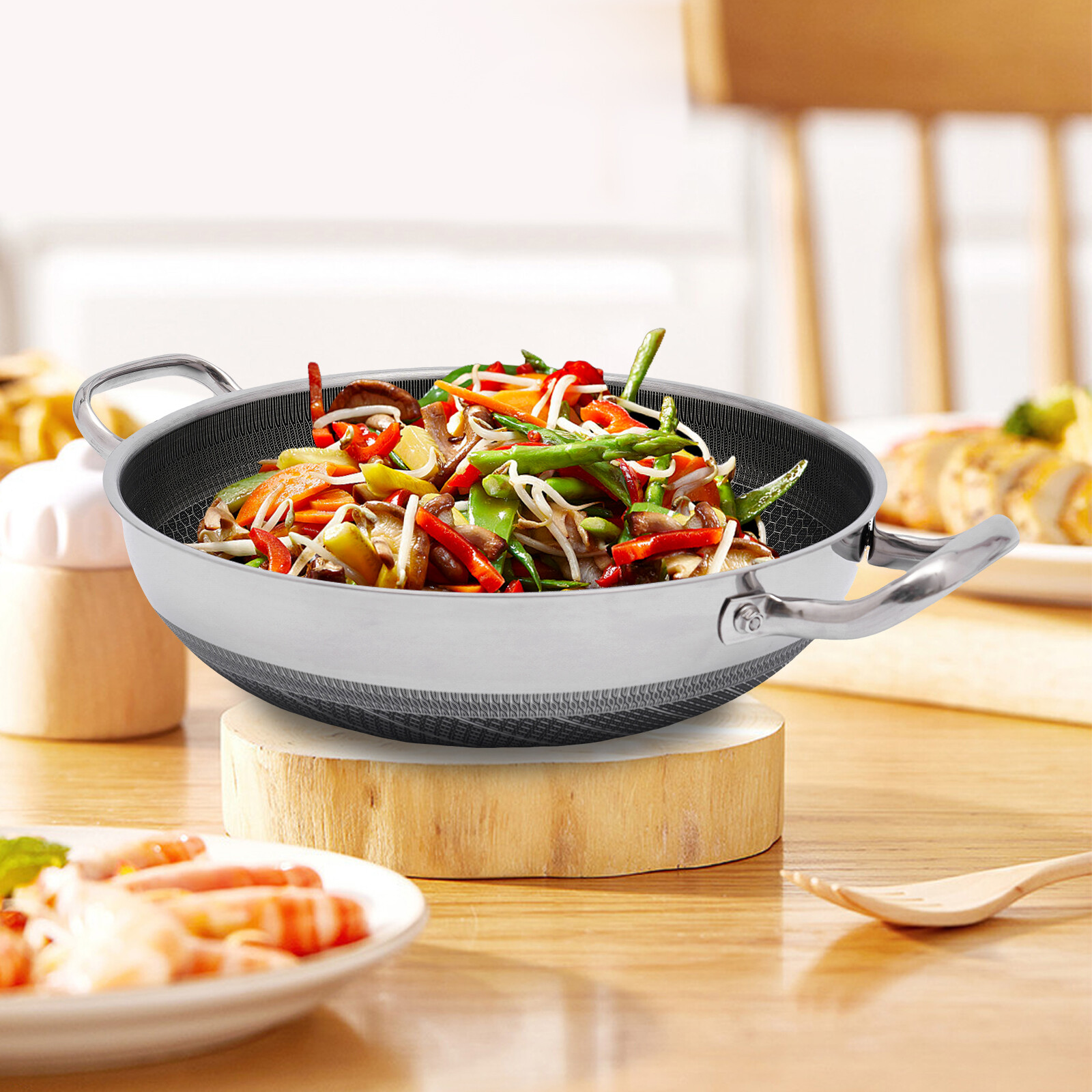 32cm Stainless Steel Non-Stick Pan with Lid and Easy Carry Handles