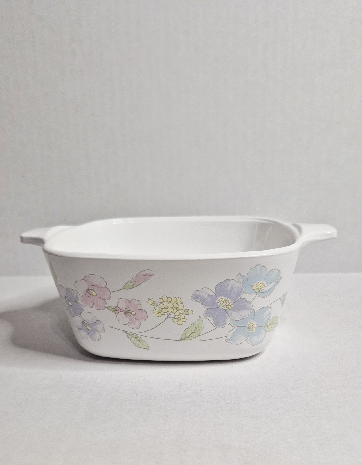 Vintage Corning Ware Casserole Dish Unisex 700mL English Meadow Pyroceram White