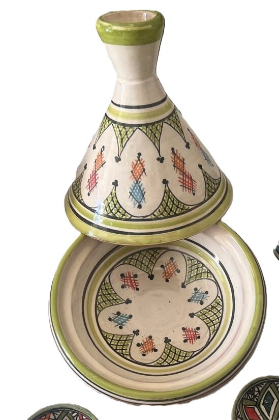 Medium handmade tagine for serving & presenting ( 2 people)