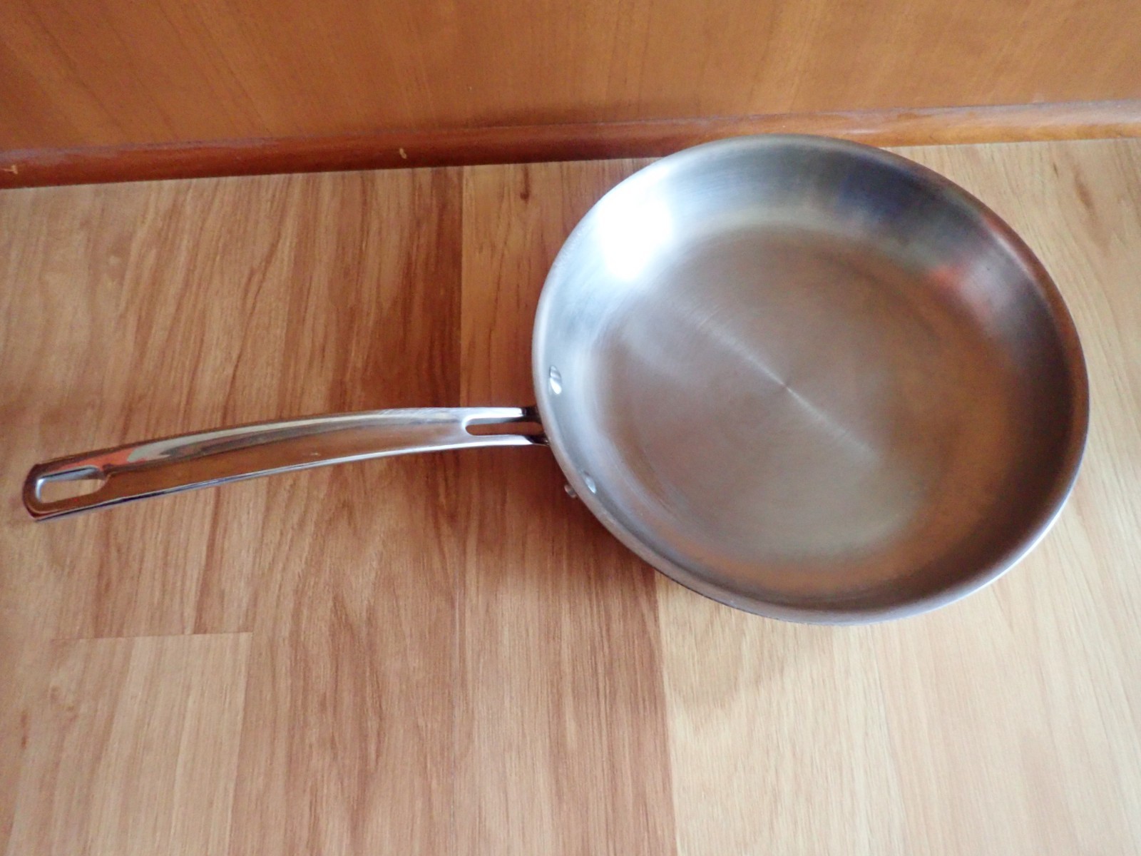 Kirkland Signature Pro NSF 10″ Copper Core Stainless Steel Skillet Frying Pan