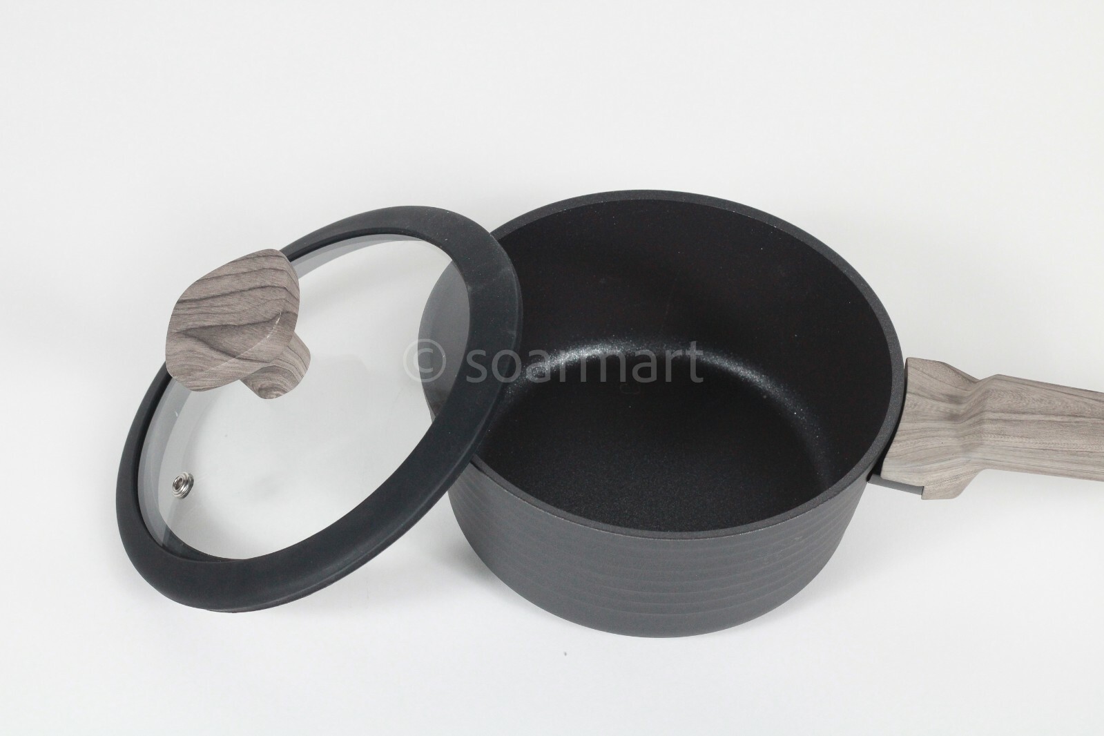 LA Sera Fine Non-Stick Die-cast AluminumCookware Saucepan 1.5qt with Lid New