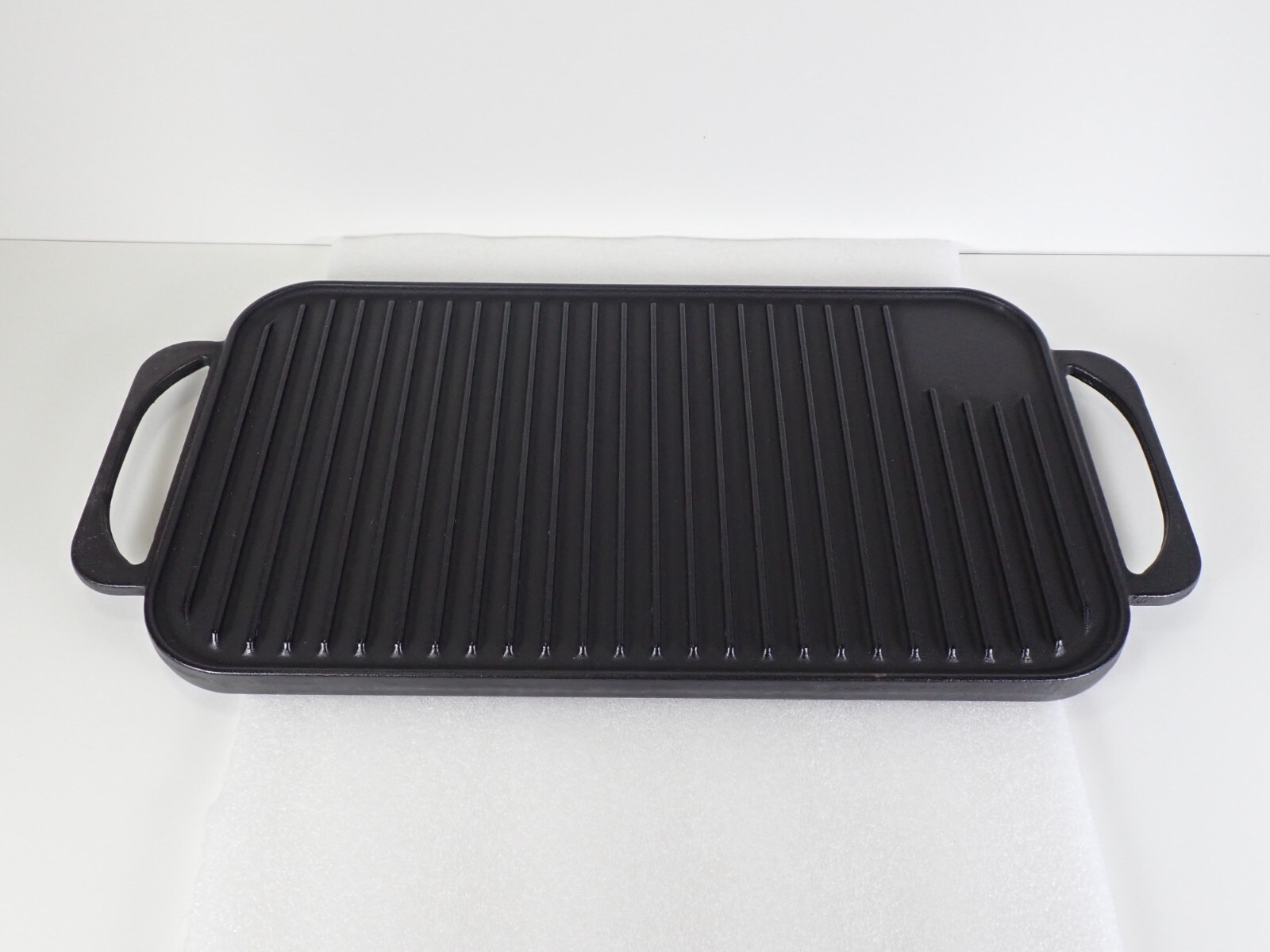 Frigidaire A00649301 Range Griddle For Gas Ranges & Cooktops – Color: Black