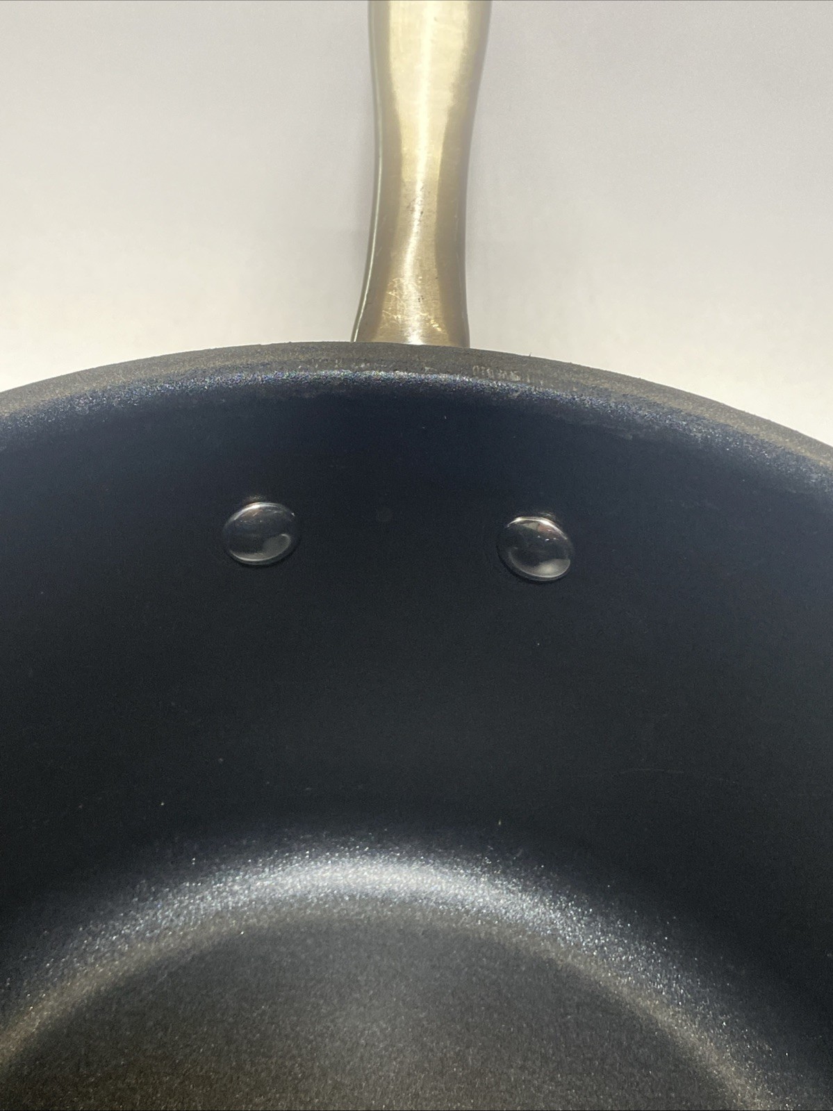 Member’s Mark 4Qt Saucepan Pour Spout Rim Anodized Dual Riveted Handles Heavy!