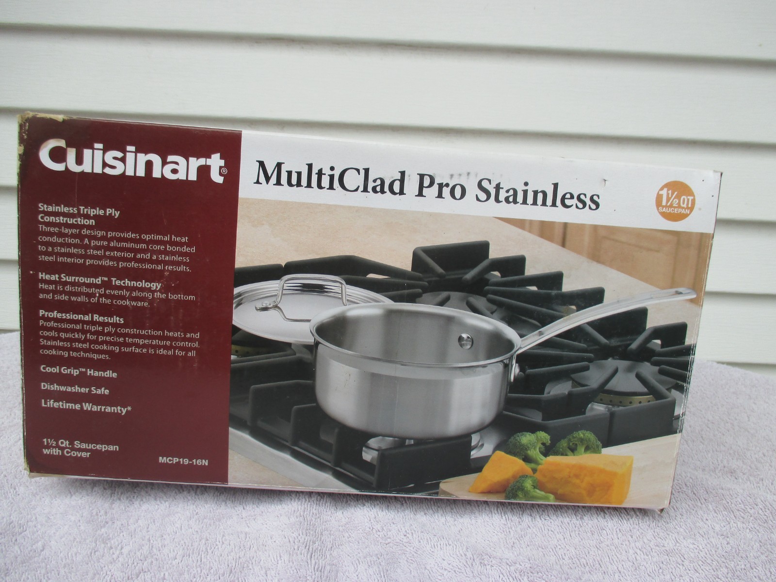 Cuisinart 1.5 quart multiclad saucepan & lid MCP19-16N new in box