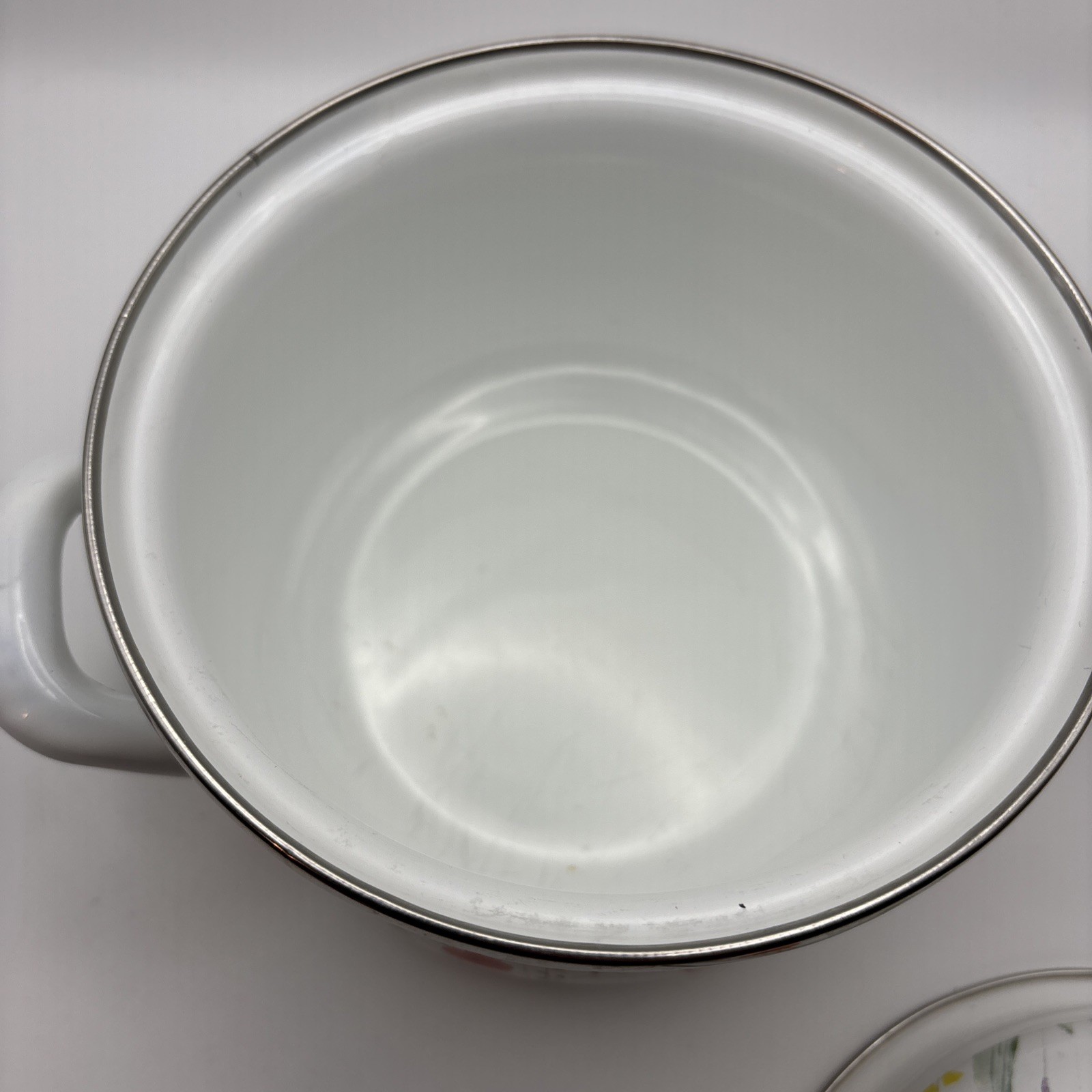 Crofton Mini Enameled Steel Pot Floral with Lid Double Handles New
