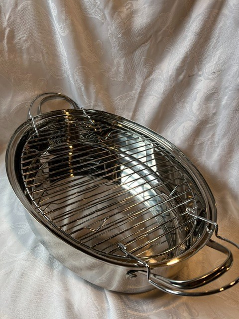 Gourmet Buffet Stainless Steel Ex.Large Oval Roaster with steamer rack