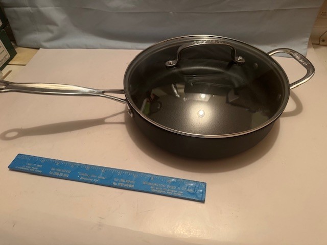 NEW CUISINART 500* F HARD ANODIZED NON STICK 3.5 QT COVERED SAUTE PAN