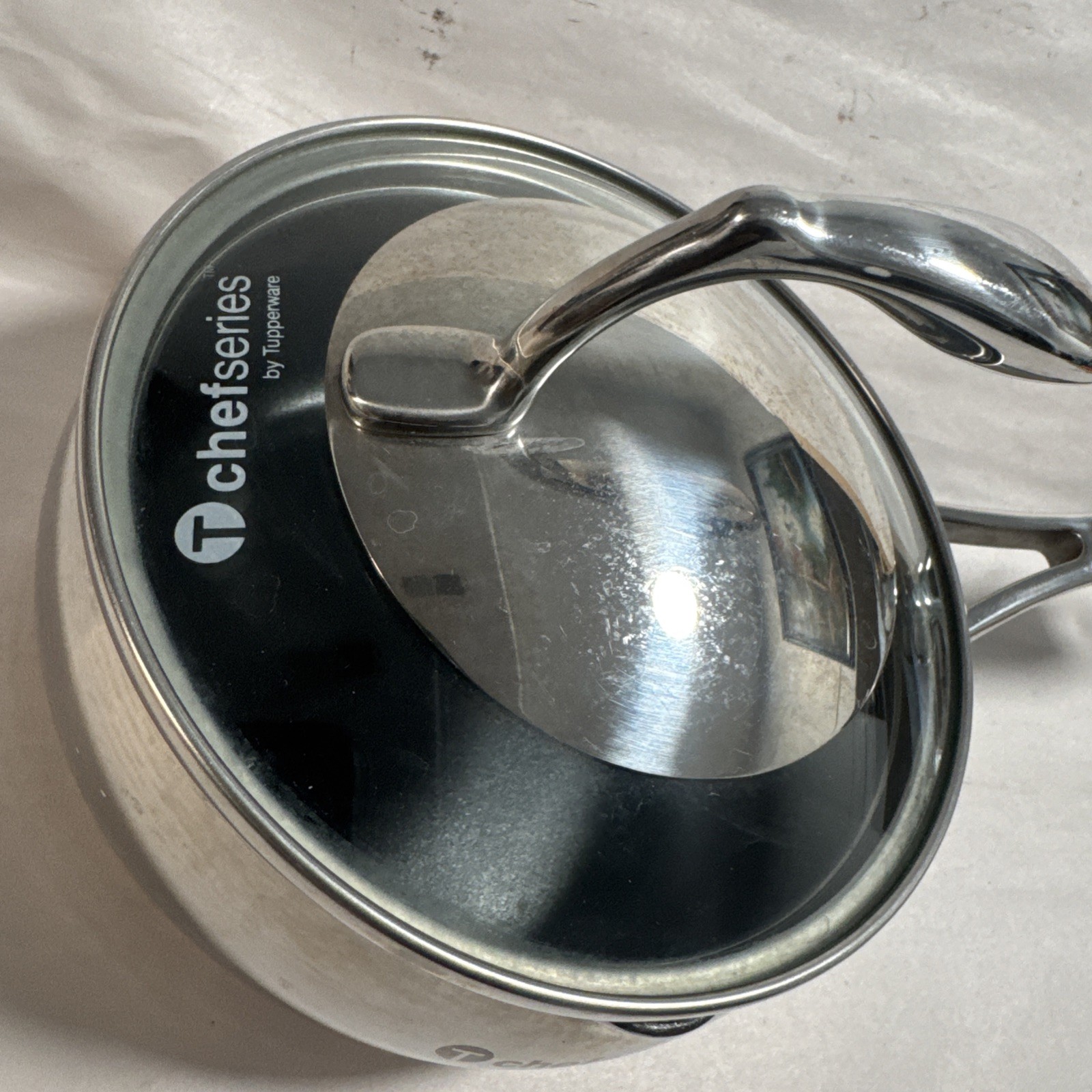 Tupperware Chef Series Non Stick 1 Qt 1.0LSauce Pan Stainless Steel Glass Cover