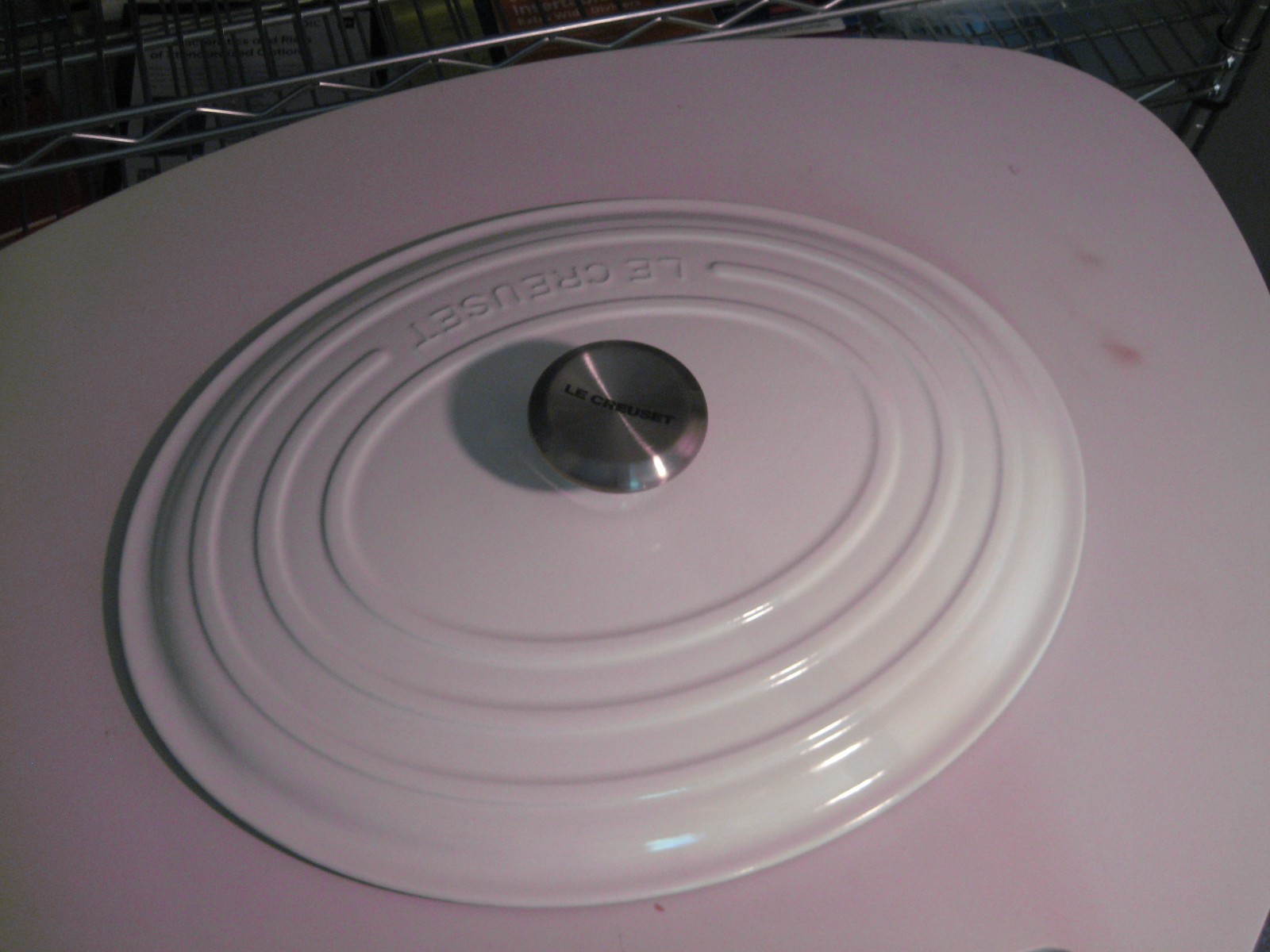 Le Creuset Signature Oval enamel cast iron with lid 8 qt White