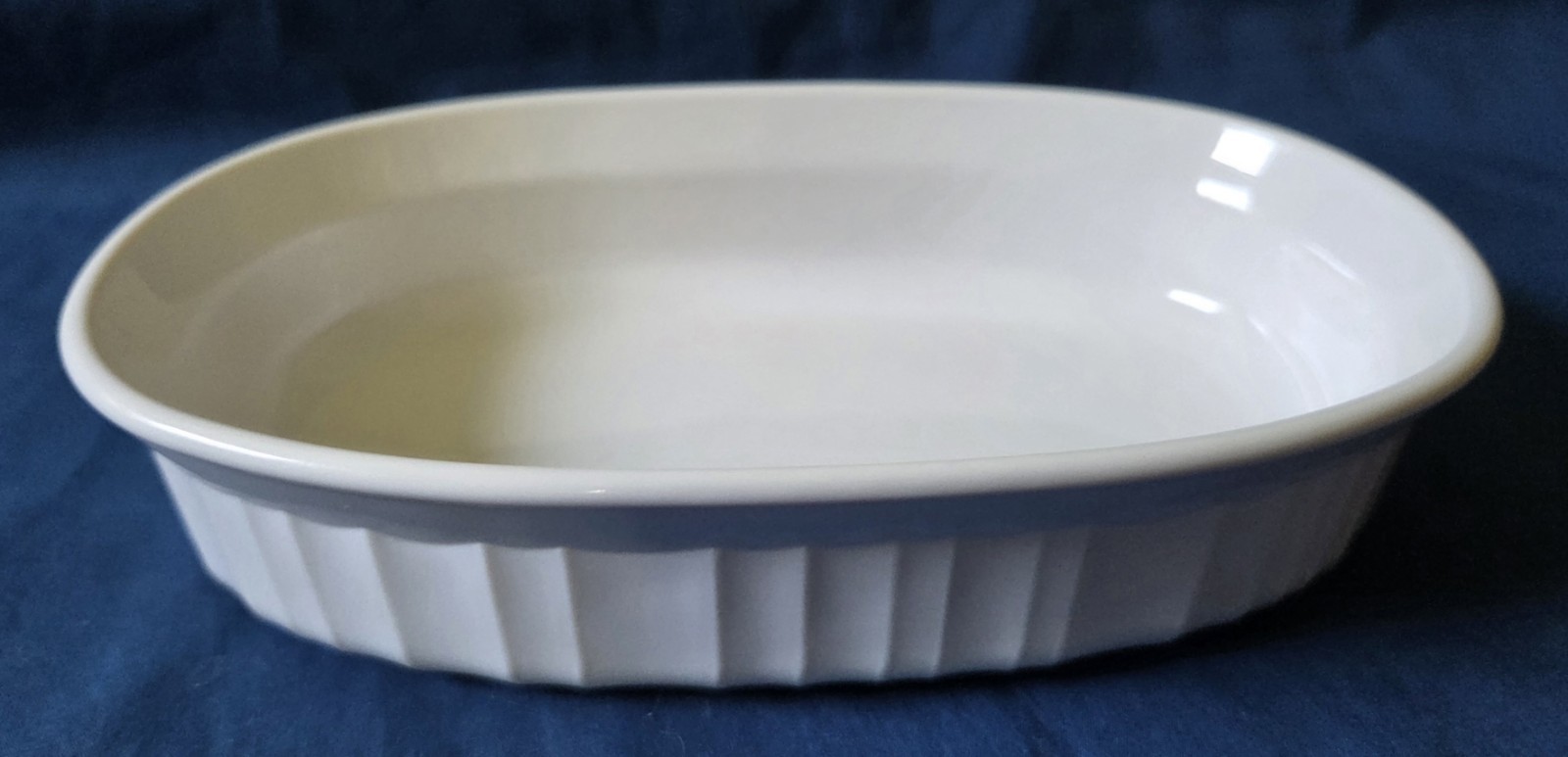 CORNING WARE FRENCH WHITE INDIVIDUAL CASSEROLE F-15-B PYROCERAM OVEN & MICROWAVE