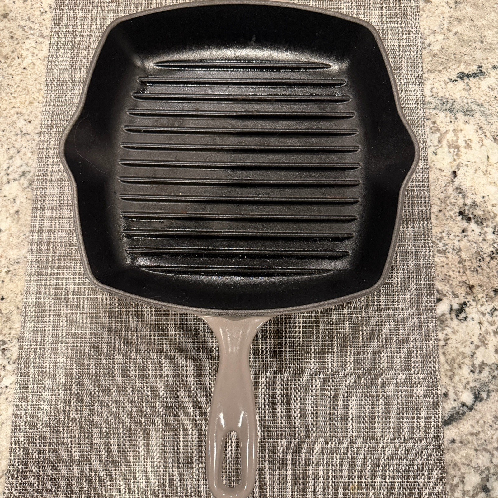 Le Creuset Cast Iron Square Grill Pan Black Non-Stick Gas Electric Induction