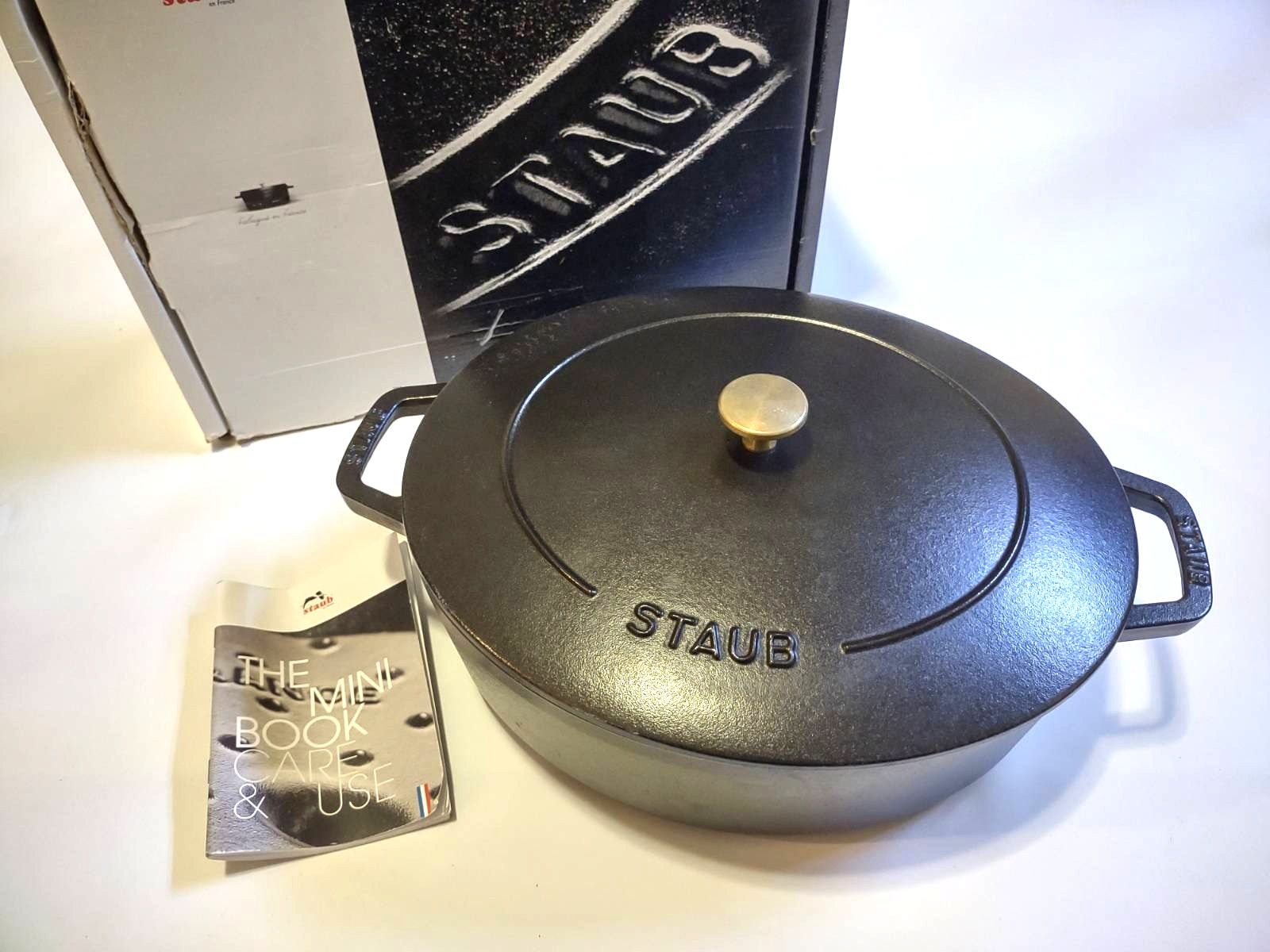 Staub Cast Iron 6.25-Qt Wide Oval Dutch Oven, Black New w/ Slight Imperfection