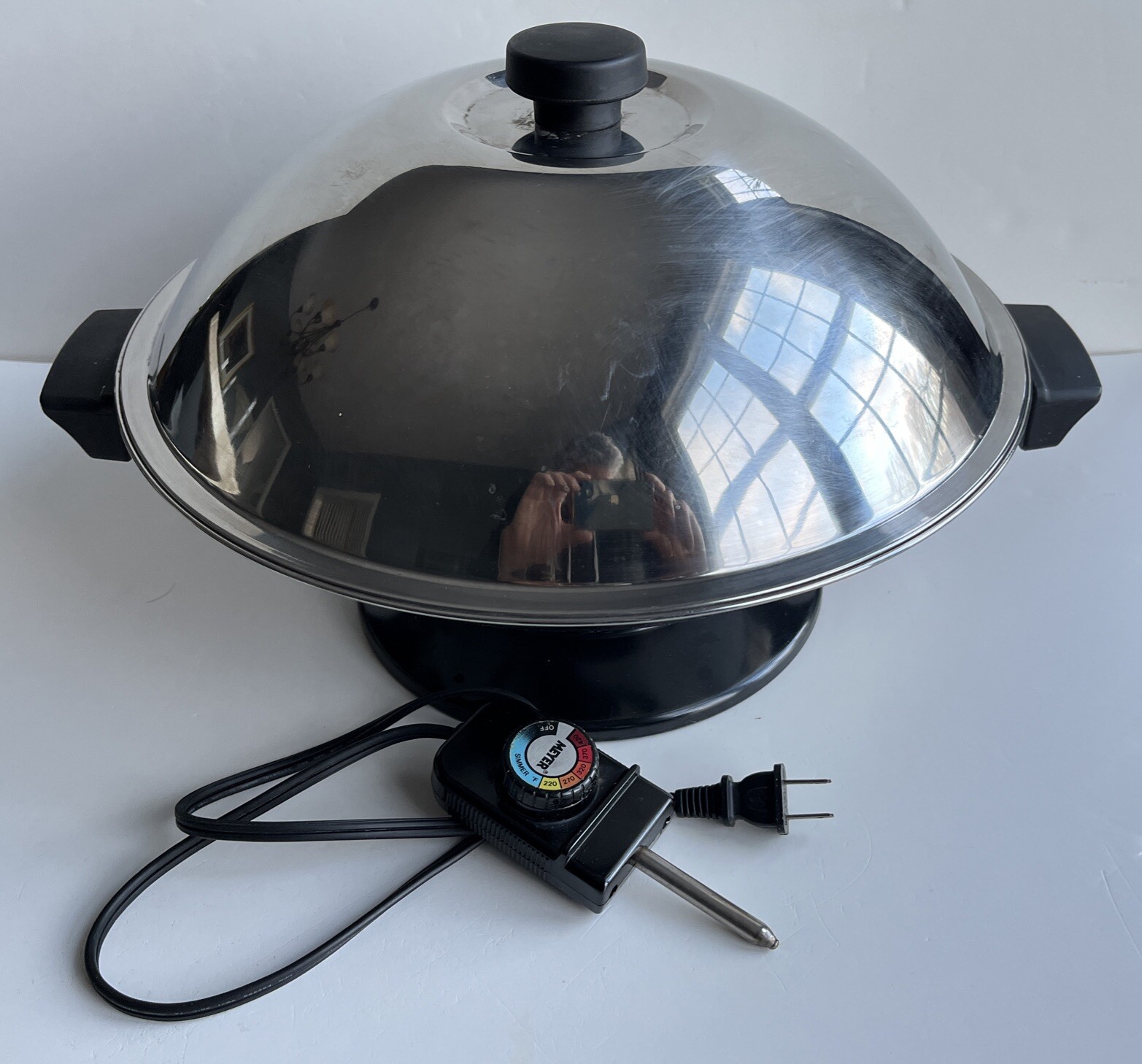 Electric Wok 14″ Stainless Steel 1100 Watts Works Great Hong Kong