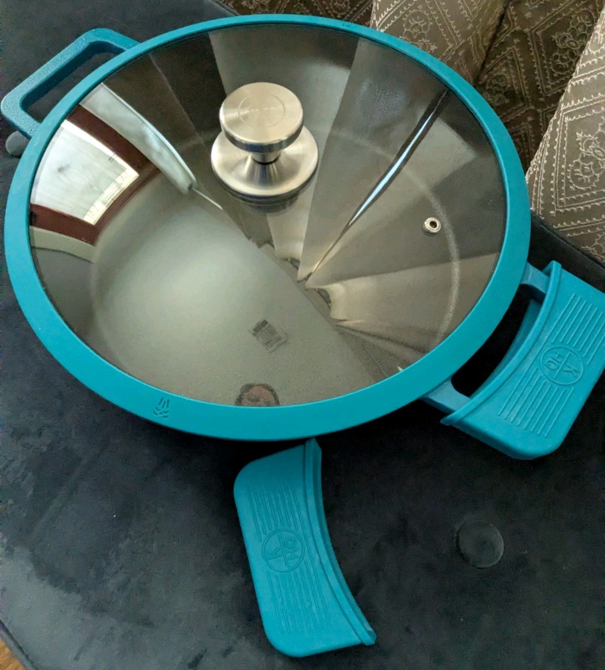 Kitchen HQ 4.5-Quart Cast Iron Nonstick Braiser Teal 🩵 12″ Diameter
