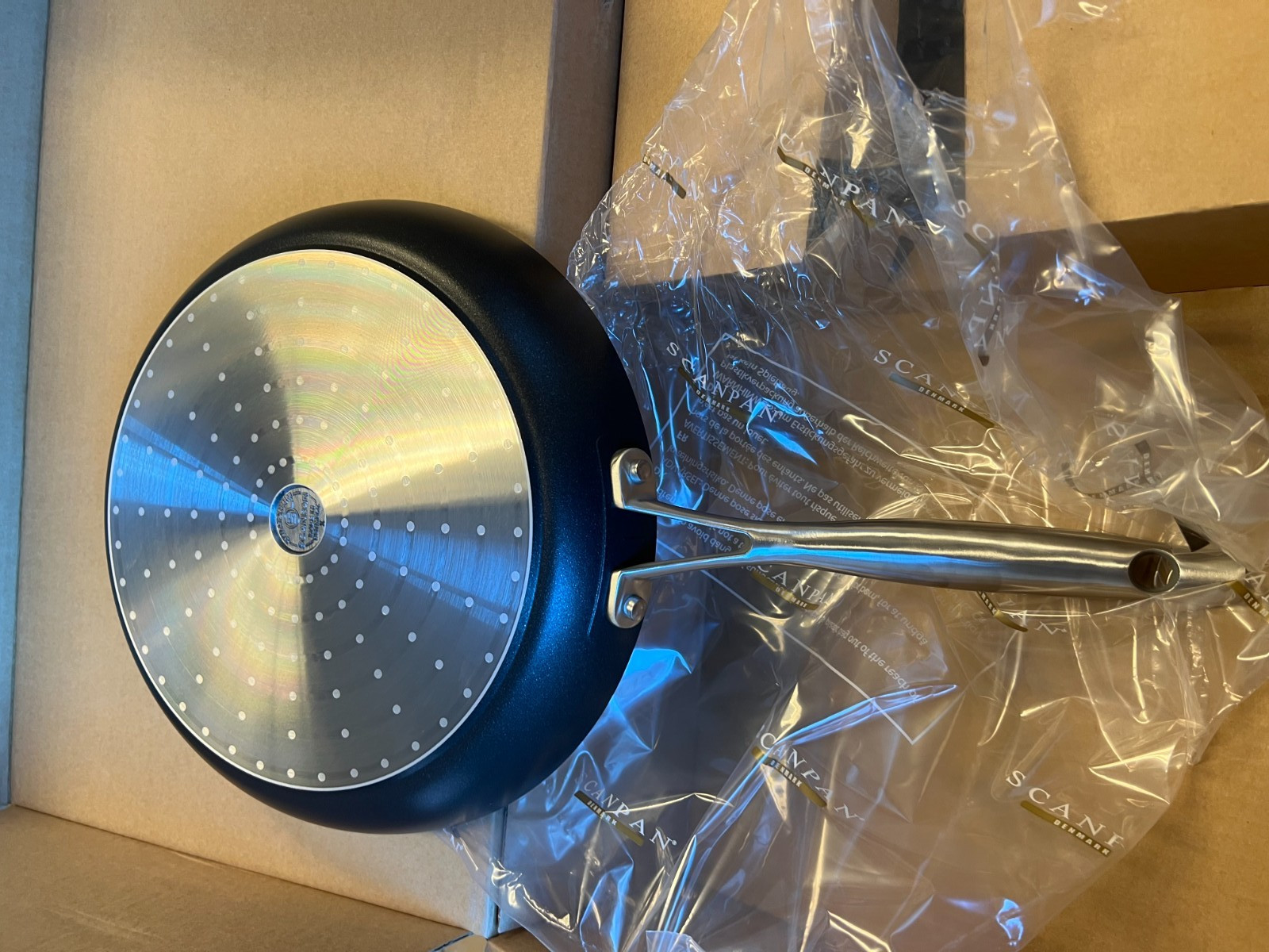 Scanpan Pro IQ – 2 Pc. Fry Pan Set 68000200 in retail box