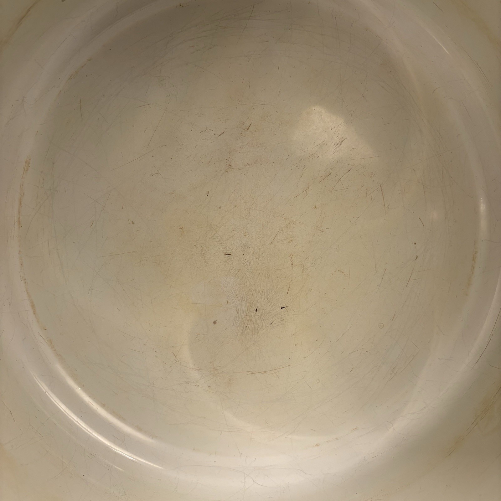 Enamel Stock Pot with Lid 11.25″ Wide White with Black Trim. 10 Quarts