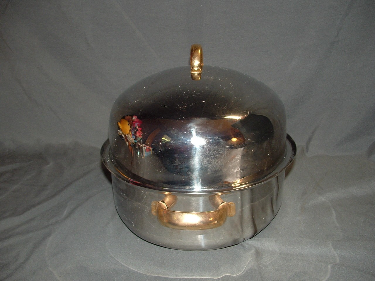 16.5″ Command Performance Gold 18/10 3 Ply Stainless Steel Oval Roasting Pan