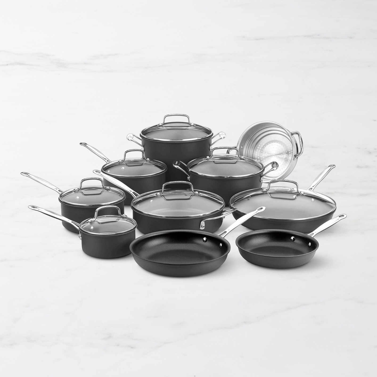 Cuisinart Chef’s Classic Nonstick Hard Anodized 17-Piece Cookware Set