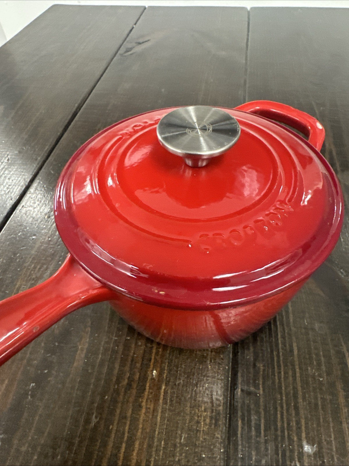 Crofton 1.75 Qt Cherry Red Ombre Enameled Cast Iron Saucepan Pot With Lid READ