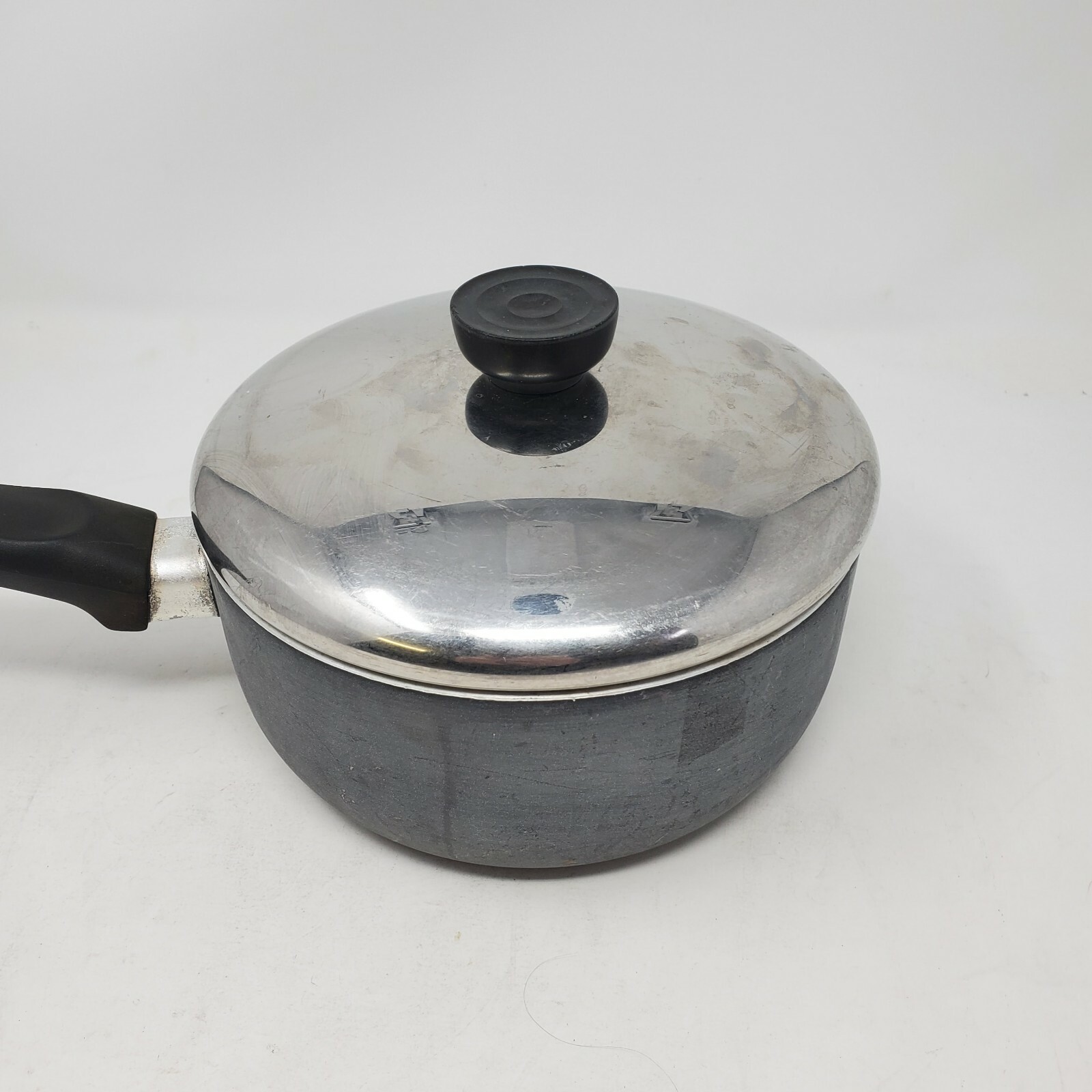 Vintage WearEver Aluminum 2 Quart Sauce Pan with Lid