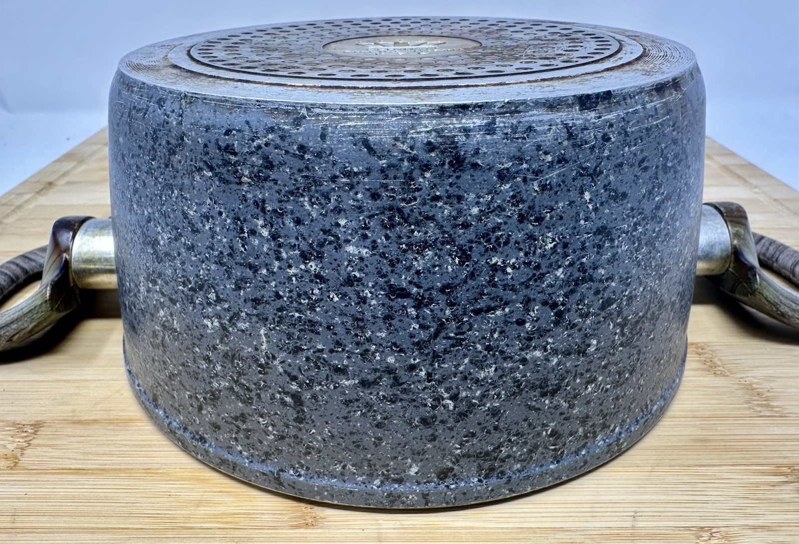 Fissler Vitavit KSG 2.2 Qt 20 cm Aluminum Pot non stick Granite Finish Cookstar