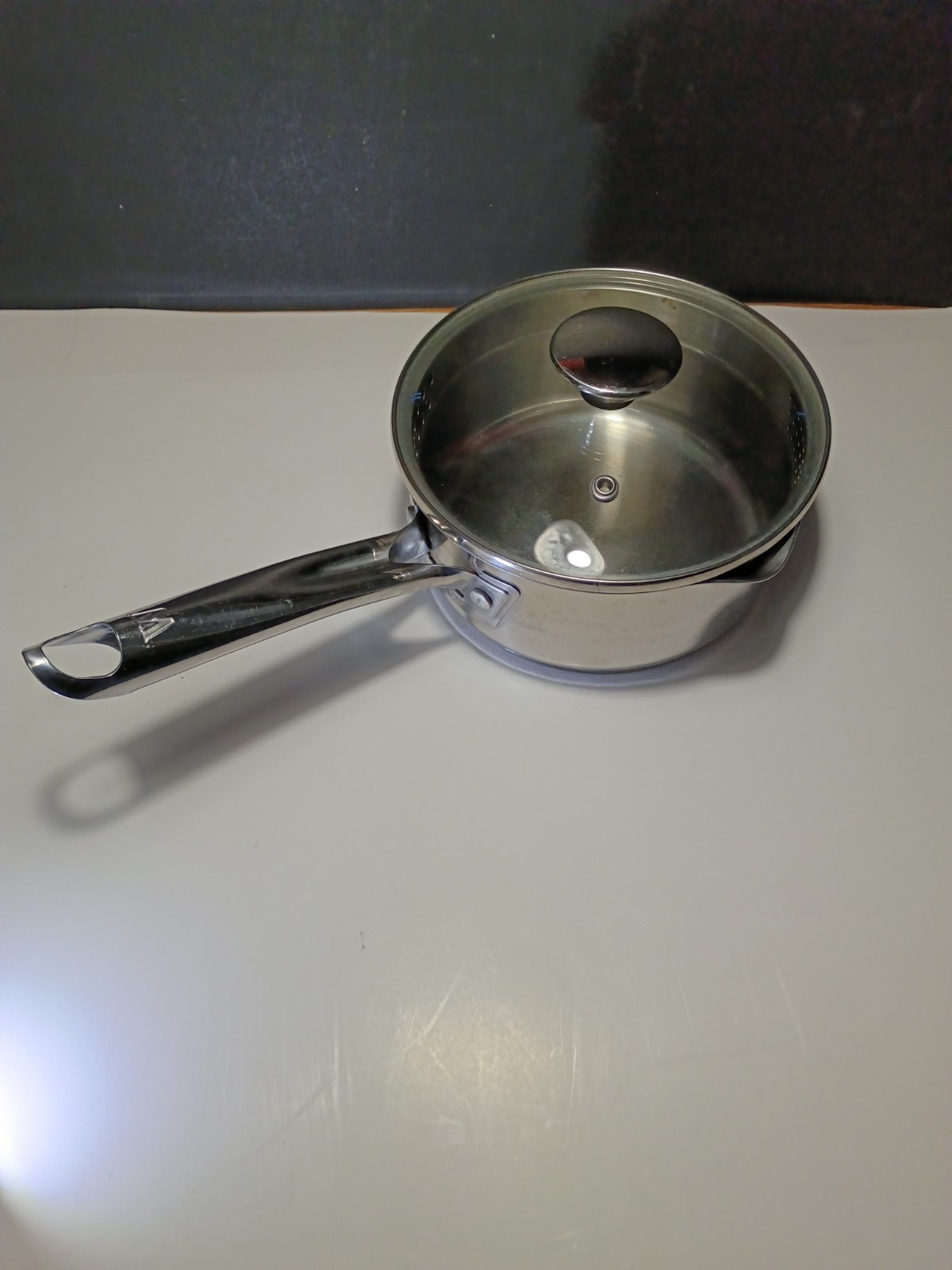 WEAREVER Stainless 1.5 Qt Double Spout/Strainer in Lid Sauce Pan EUC