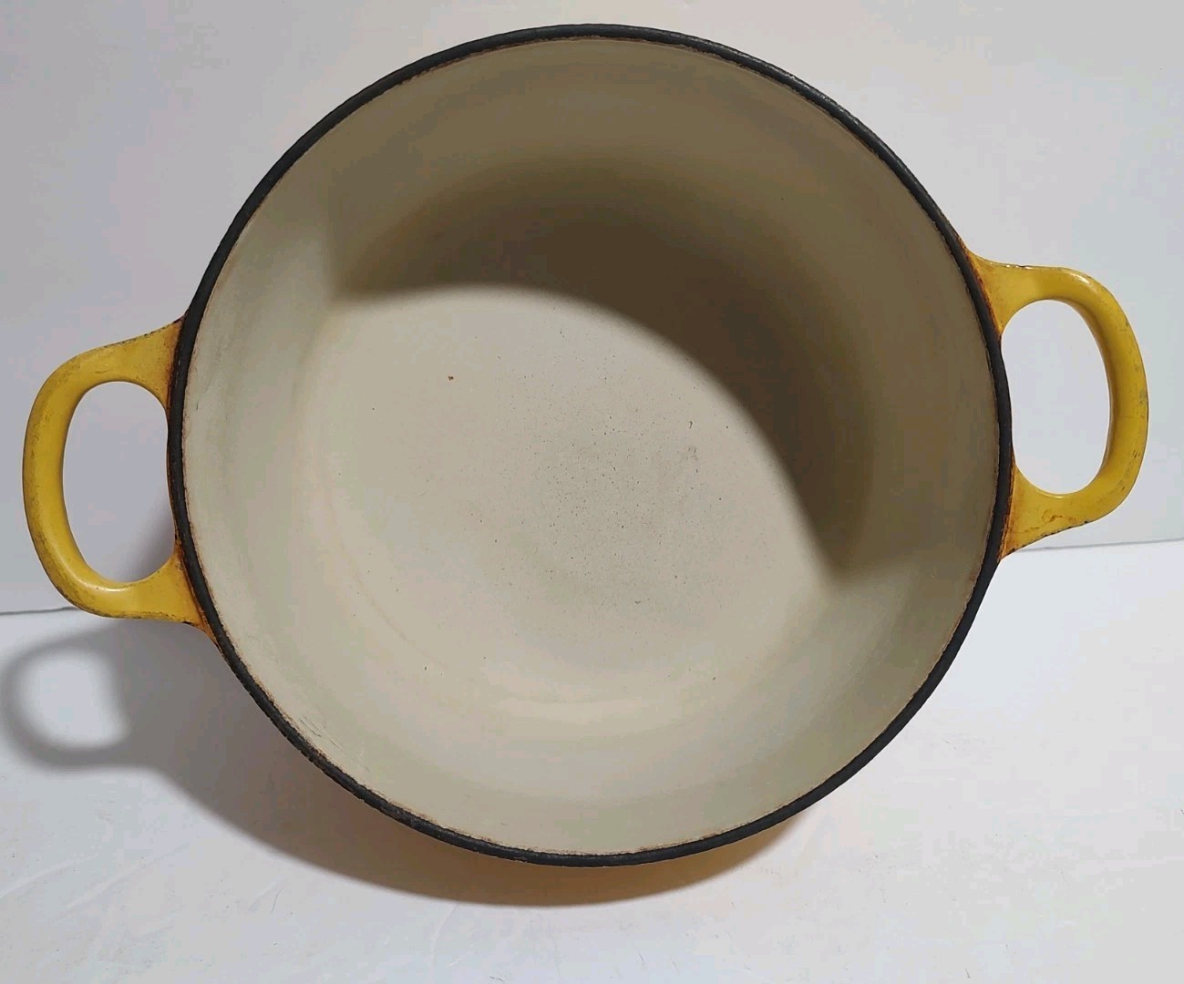 Le Creuset Round Yellow Cast Iron Casserole Dish Pot Dutch Oven 18cm Diameter