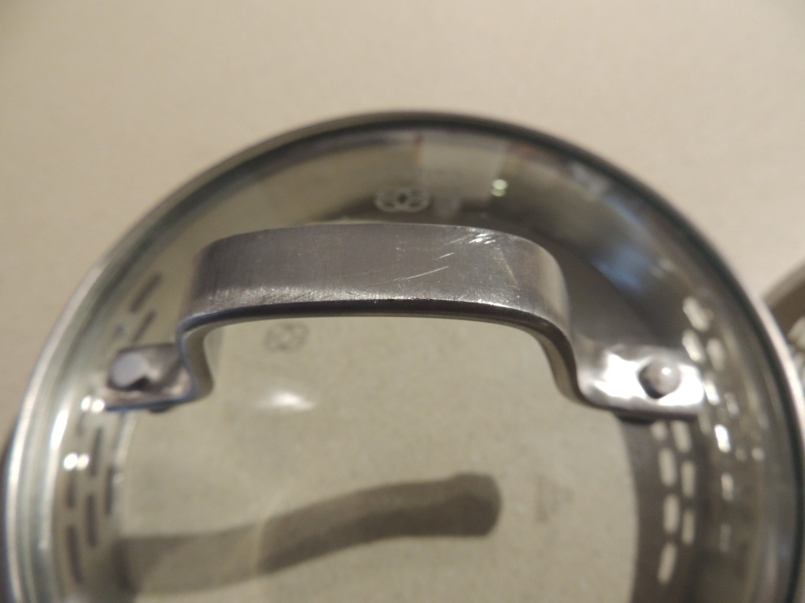 2x Calphalon STRAINER Saucepan lids. Pan diameter 5-1/4″ and 6-1/4″, unused.