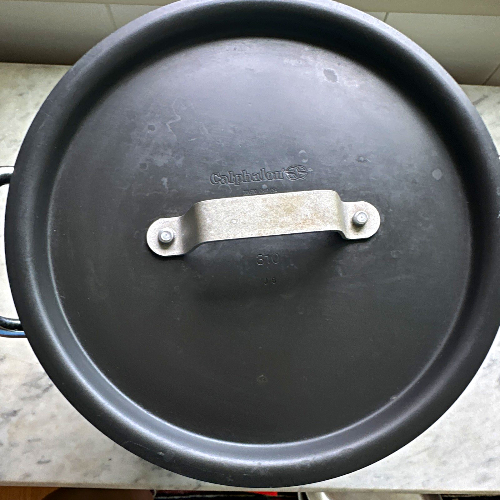 Calphalon 808 8 Qt Nonstick Aluminum Stockpot w/ Lid Double Handles Black