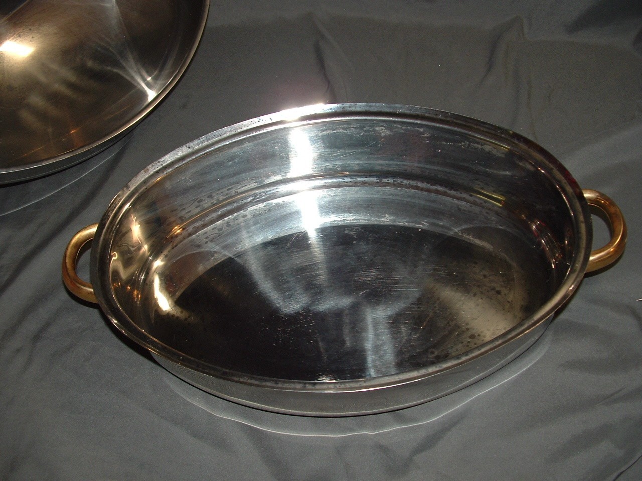 16.5″ Command Performance Gold 18/10 3 Ply Stainless Steel Oval Roasting Pan